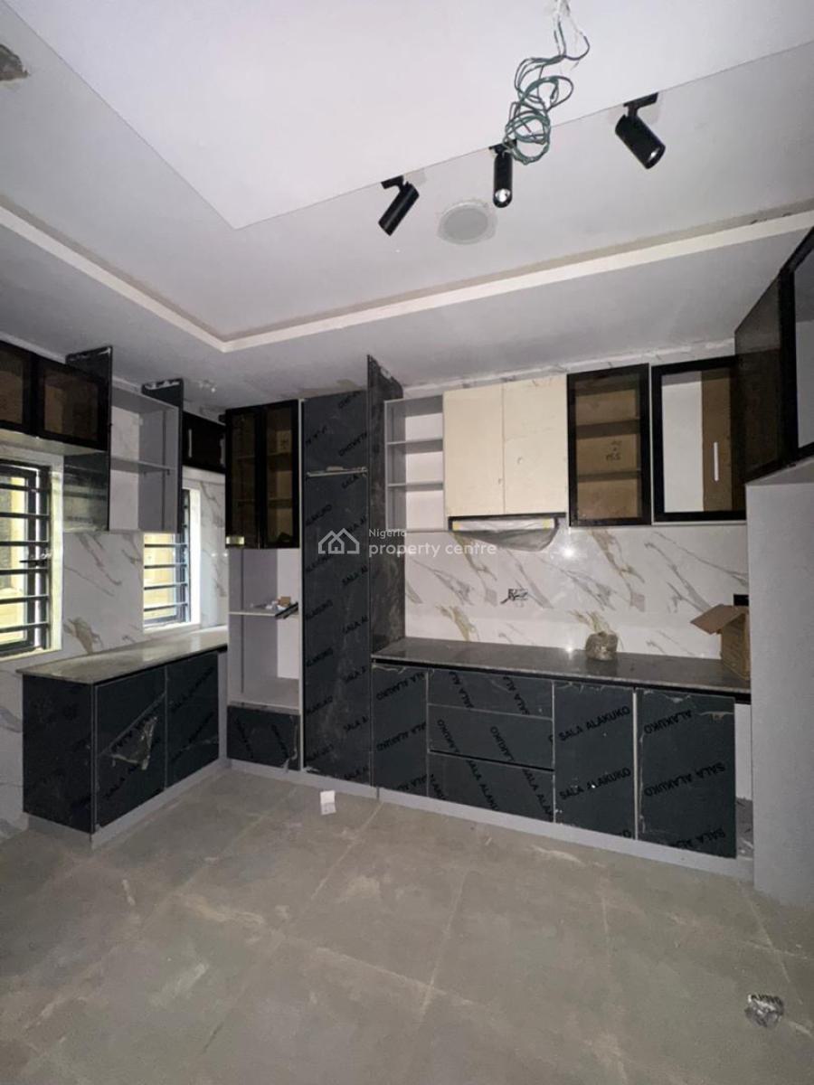 Newly Built Luxury 3 Bedroom Apartment with an Elevator, Swimming Pool, Lekki Phase 1, Lekki, Lagos, Flat / Apartment for Sale