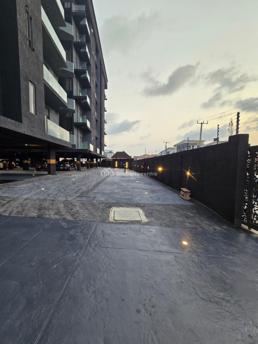 Exquisite 2 Bedroom Apartment with Communal Pool & Elevator, Ikate, Lekki, Lagos, Block of Flats for Sale