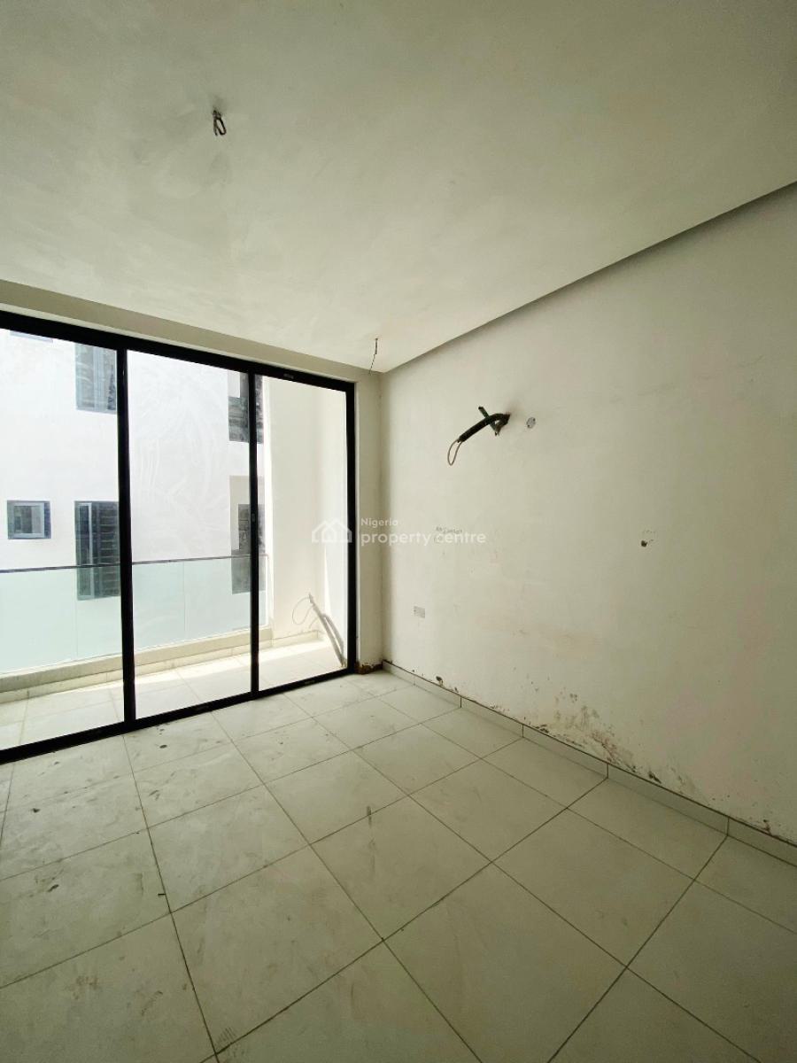 Capacious Newly Built 2 Bedroom Apartment, Ikate, Lekki, Lagos, Block of Flats for Sale