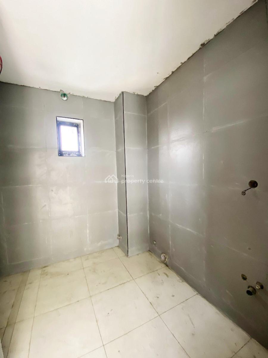 Capacious Newly Built 2 Bedroom Apartment, Ikate, Lekki, Lagos, Block of Flats for Sale