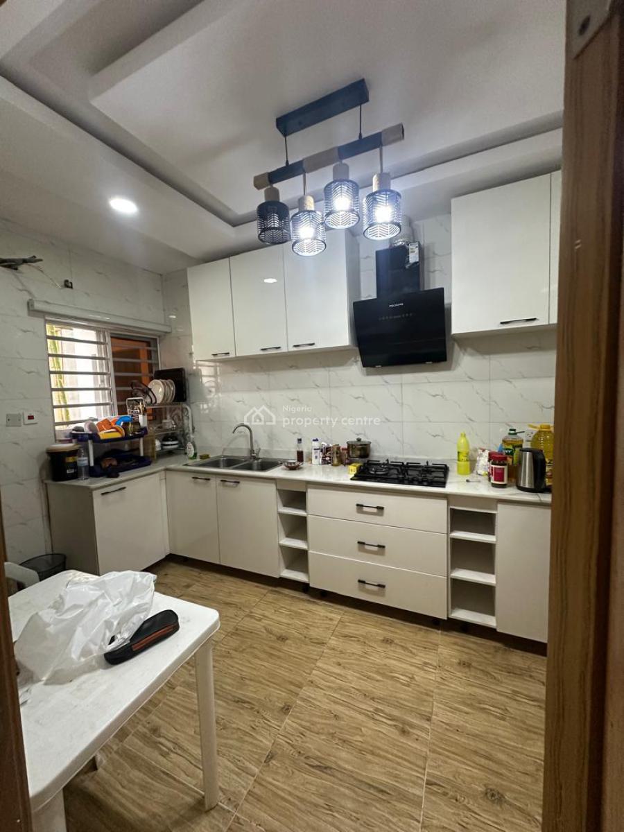 3 Bedroom Flat, Secure Estate, Gbagada, Lagos, Flat / Apartment for Sale