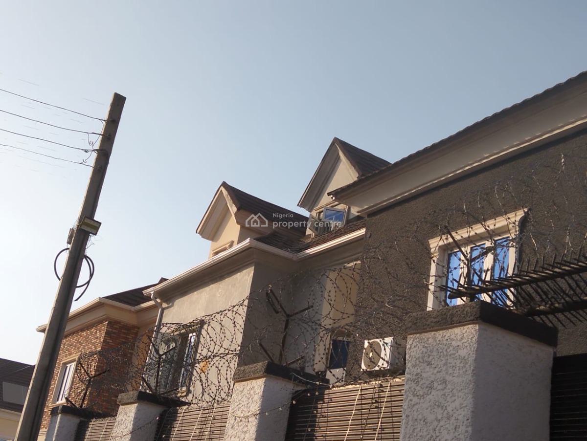 4 Bedroom Terrace with a Penthouse, Wumba/ Lokogoma, Abuja, Wumba, Abuja, Terraced Duplex for Sale