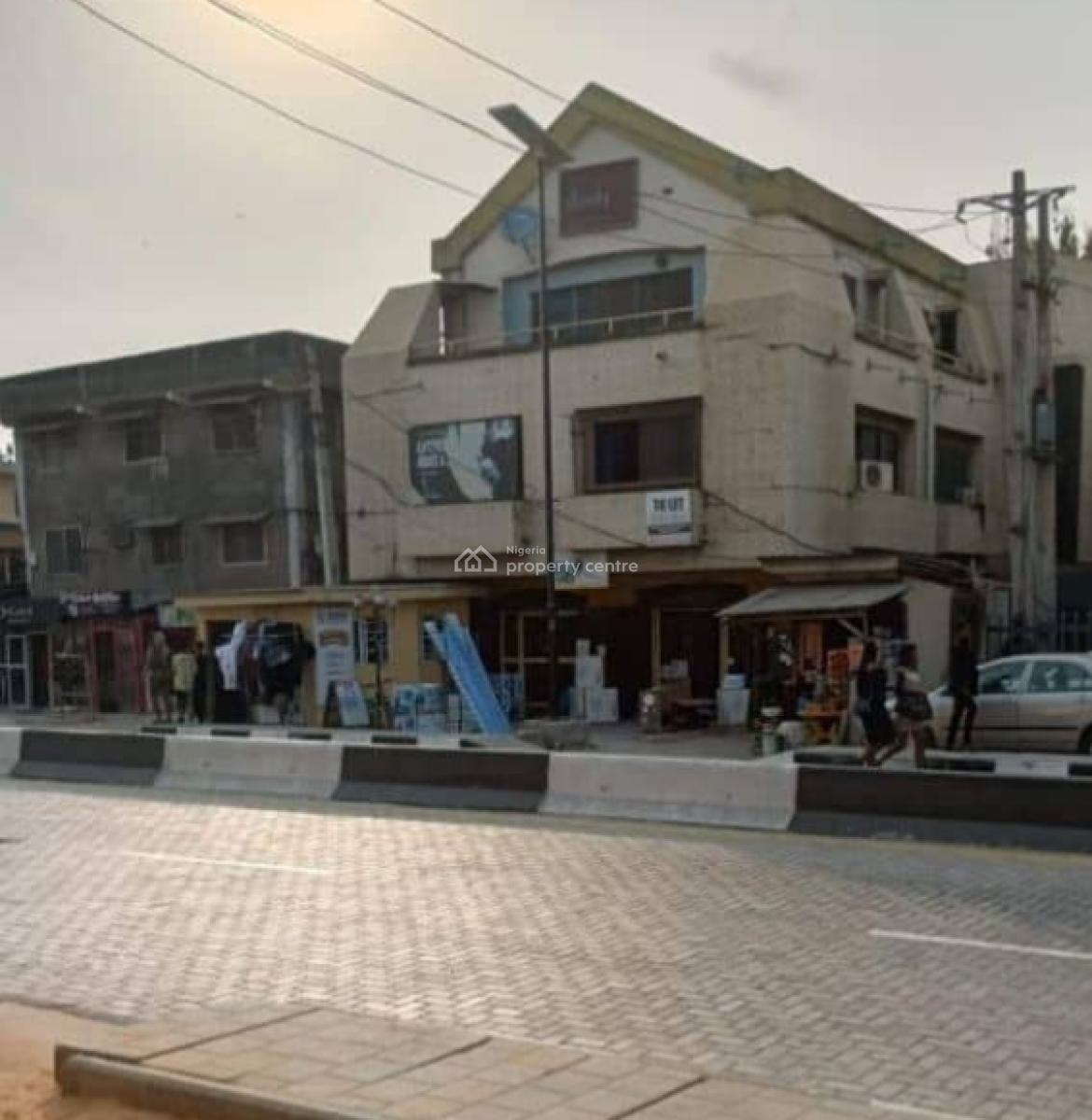 Two Storey  Building Commercial on 464.52sqm, Akoka, Yaba, Lagos, Office Space for Sale