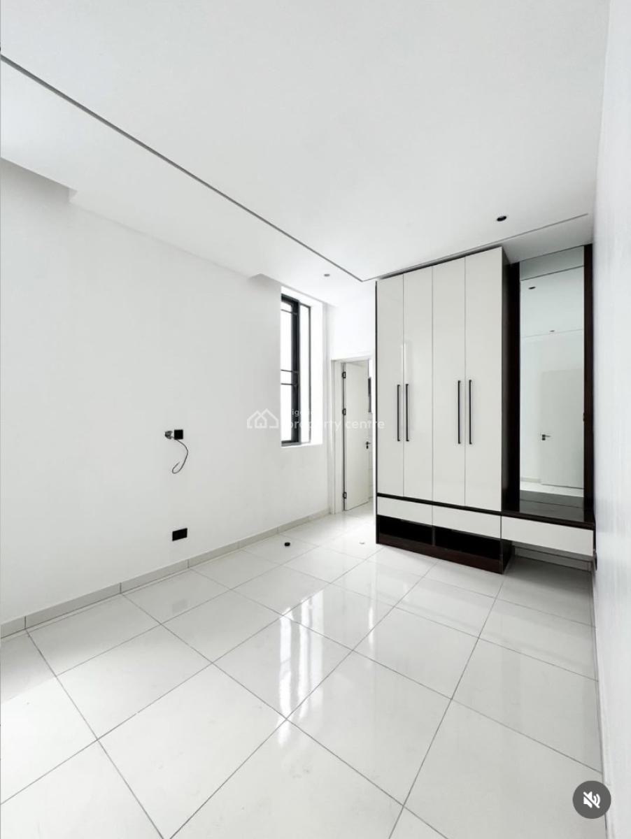 Furnished and Spacious 2 Bedroom Apartment, Oniru, Victoria Island (vi), Lagos, Flat / Apartment for Sale