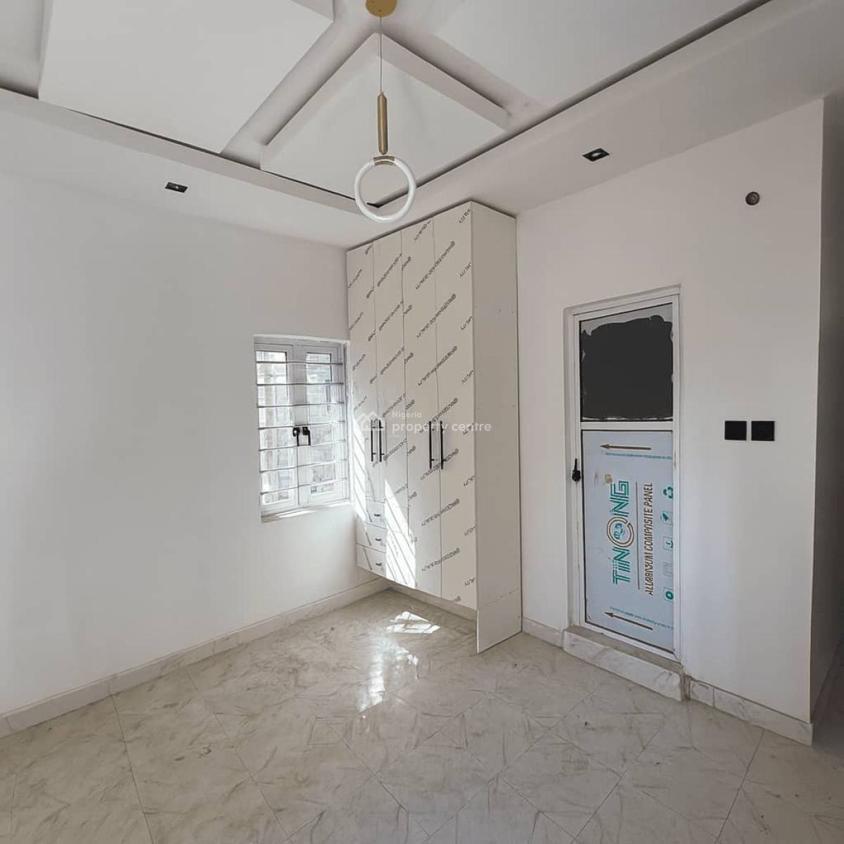 2 Bedrooms All Ensuite Apartment, Ilasan, Lekki, Lagos, Flat / Apartment for Rent