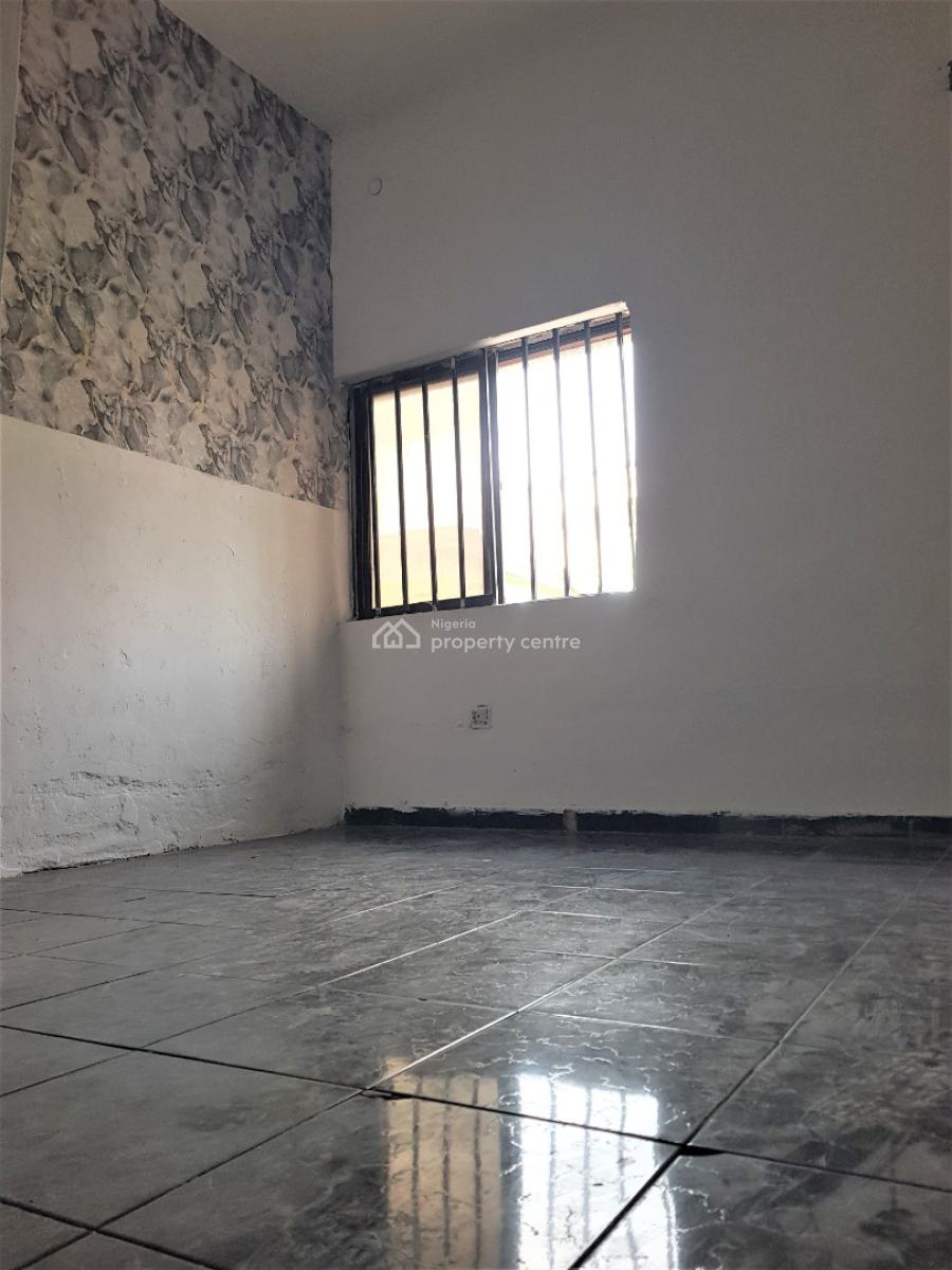 3 Bedroom Flat in a Serene and Tightly Secured Estate, Agungi, Lekki, Lagos, Flat / Apartment for Rent