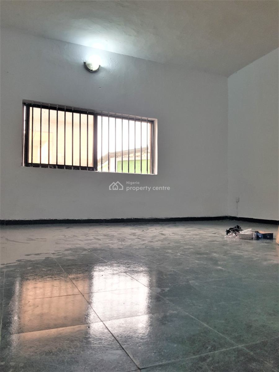 3 Bedroom Flat in a Serene and Tightly Secured Estate, Agungi, Lekki, Lagos, Flat / Apartment for Rent