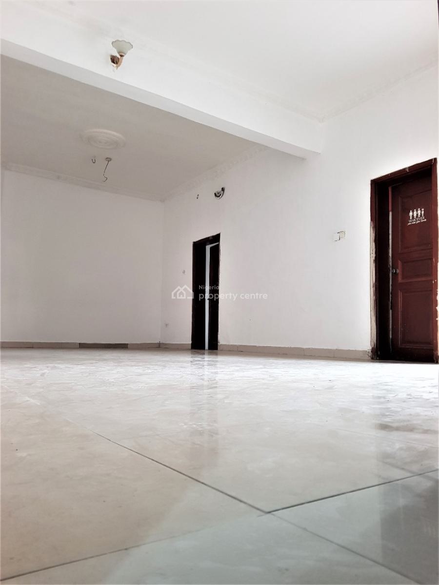 3 Bedroom Flat in a Serene and Tightly Secured Estate, Agungi, Lekki, Lagos, Flat / Apartment for Rent