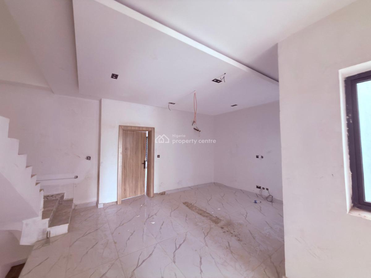 5 Bedroom Townhouse with Bq, Wuse, Abuja, House for Sale