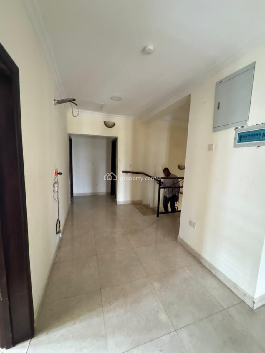 Luxury Well Maintained 4bedroom Semi Detached House, Ajah Lagos, Ajah, Lagos, Semi-detached Duplex for Rent
