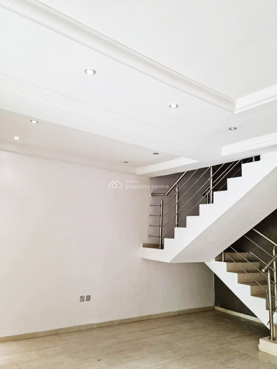 Spacious 4 Bedroom Terrace Duplex, Osapa, Lekki, Lagos, Terraced Duplex for Rent