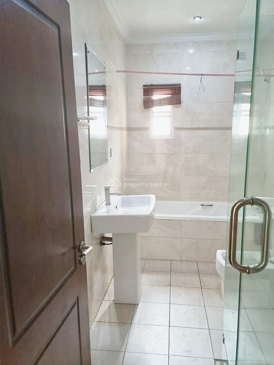 Spacious 4 Bedroom Terrace Duplex, Osapa, Lekki, Lagos, Terraced Duplex for Rent