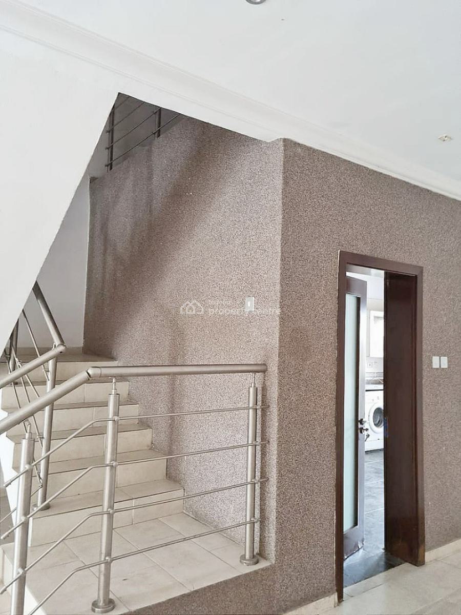 Spacious 4 Bedroom Terrace Duplex, Osapa, Lekki, Lagos, Terraced Duplex for Rent
