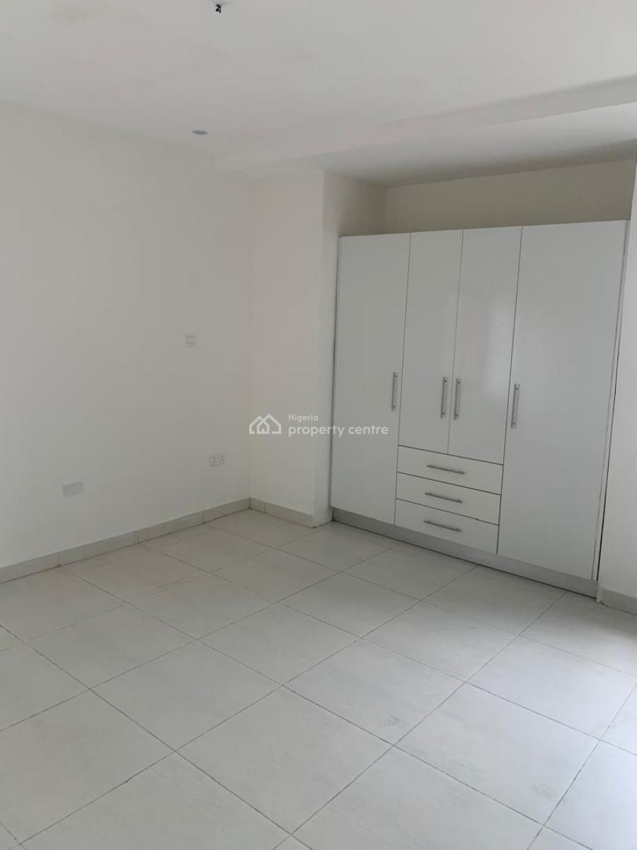 3 Bedroom Flat with Bq, Pool, Parking Spaces, Alausa, Ikeja, Lagos, Flat / Apartment for Rent