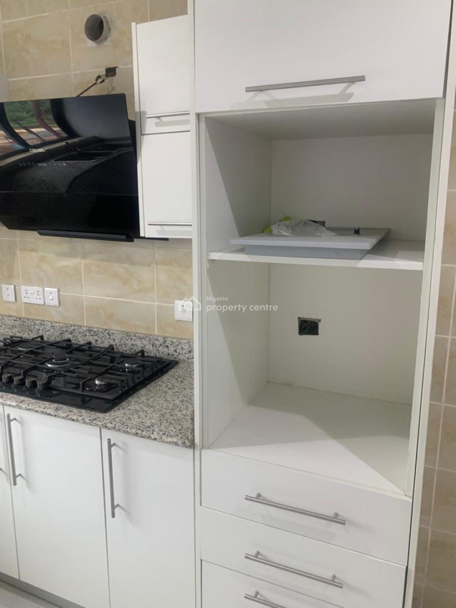 3 Bedroom Flat with Bq, Pool, Parking Spaces, Alausa, Ikeja, Lagos, Flat / Apartment for Rent