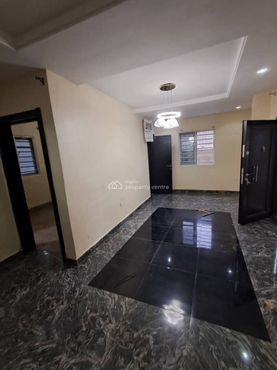 Property, 4 People in a Compound, Gra Phase 2, Magodo, Lagos, Flat / Apartment for Rent