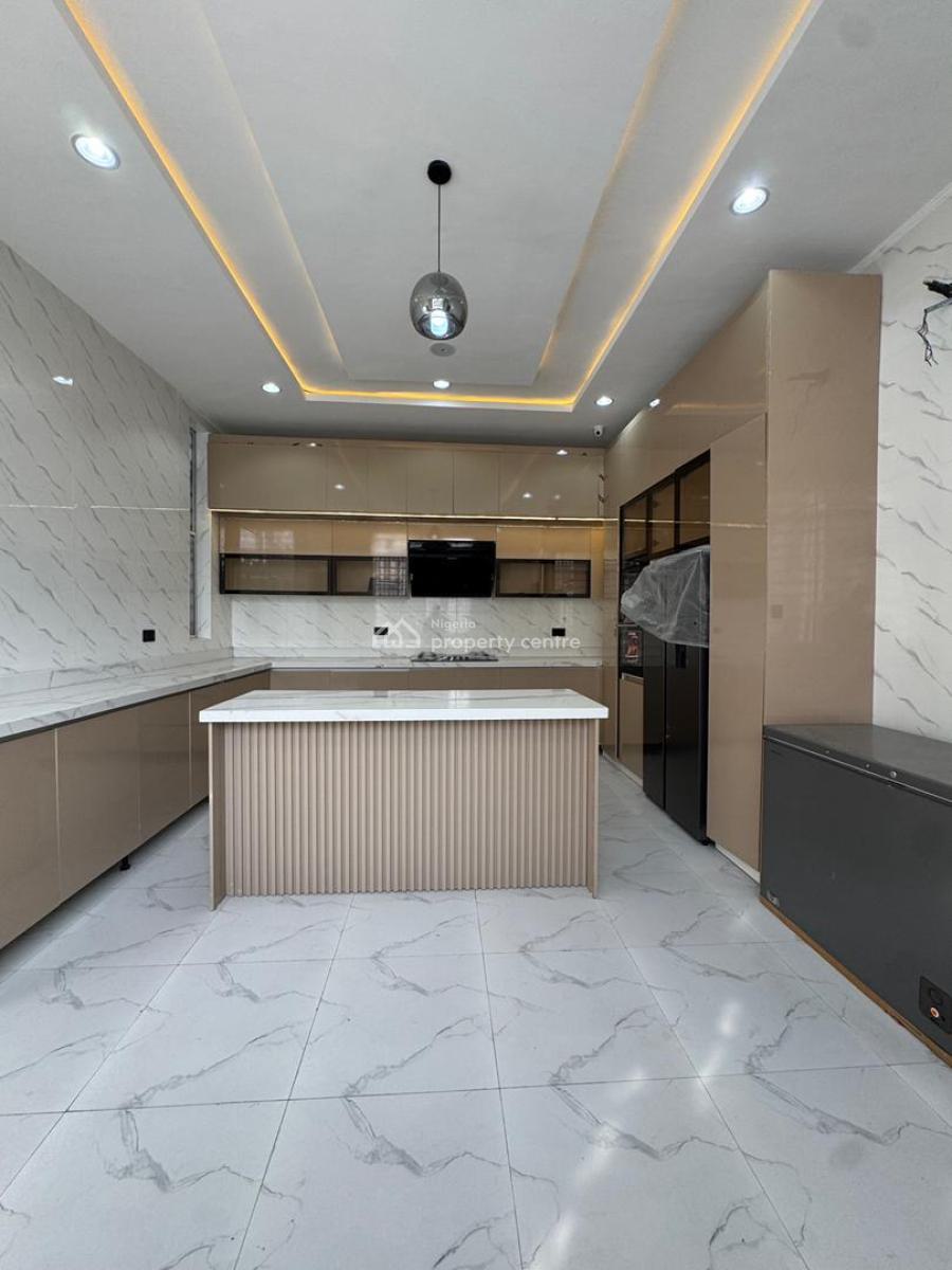 Luxurious 5 Beds Duplex with a Pool, Lekki County, Lekki, Lagos, Detached Duplex for Sale