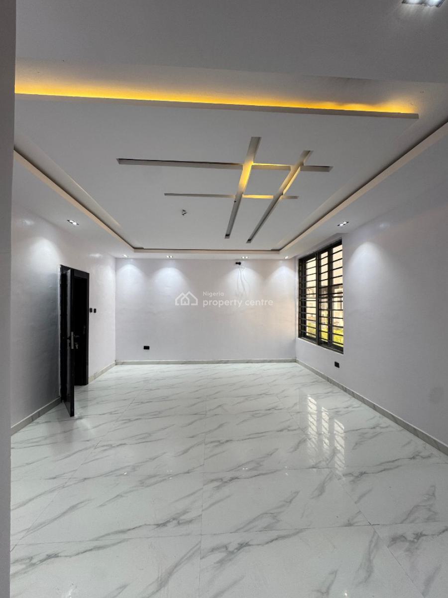 Luxurious 5 Beds Duplex with a Pool, Lekki County, Lekki, Lagos, Detached Duplex for Sale