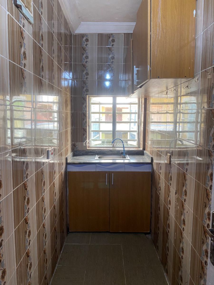 One Bedroom Apartment, Close to Ogombo Round About, Ajah, Lagos, Flat / Apartment for Rent