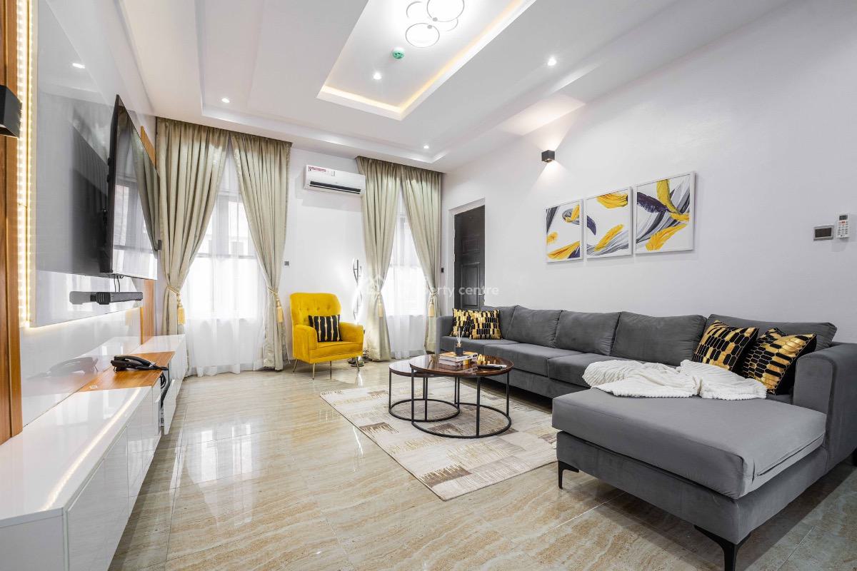 Experience Ultimate Comfort in Our Luxurious 3-bedroom Apartment, Craf, Lekki Phase 1, Lekki, Lagos, Flat / Apartment Short Let