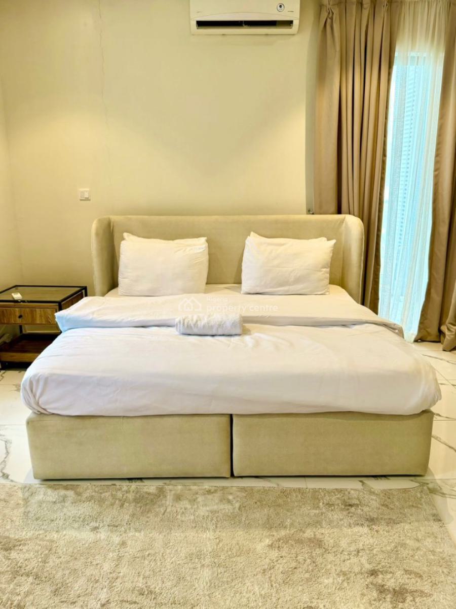 2 Bedroom  Serene and Secured Environment  Smart Tvs with Netflix, Victoria Island (vi), Lagos, Flat / Apartment Short Let