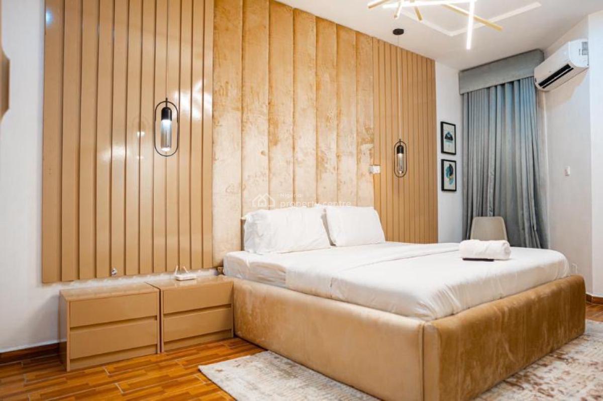 Brand New 2 Beds Luxe with Swimming Pool Excellent Services and Se, Lekki Phase 1, Lekki, Lagos, Flat / Apartment Short Let