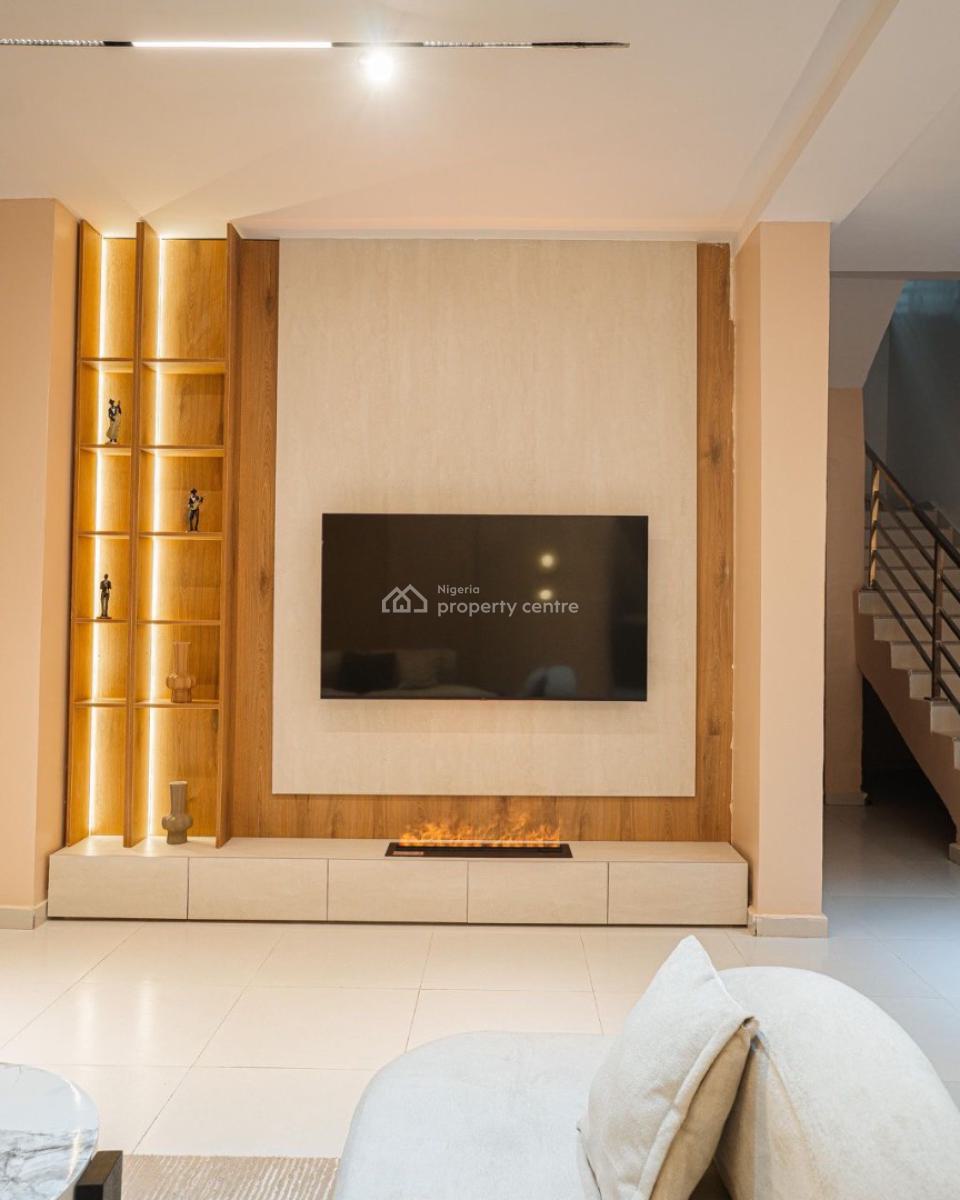 Brand New 3 Beds Luxe with Swimming Pool Excellent Services and Se, Lekki Phase 1, Lekki, Lagos, Flat / Apartment Short Let