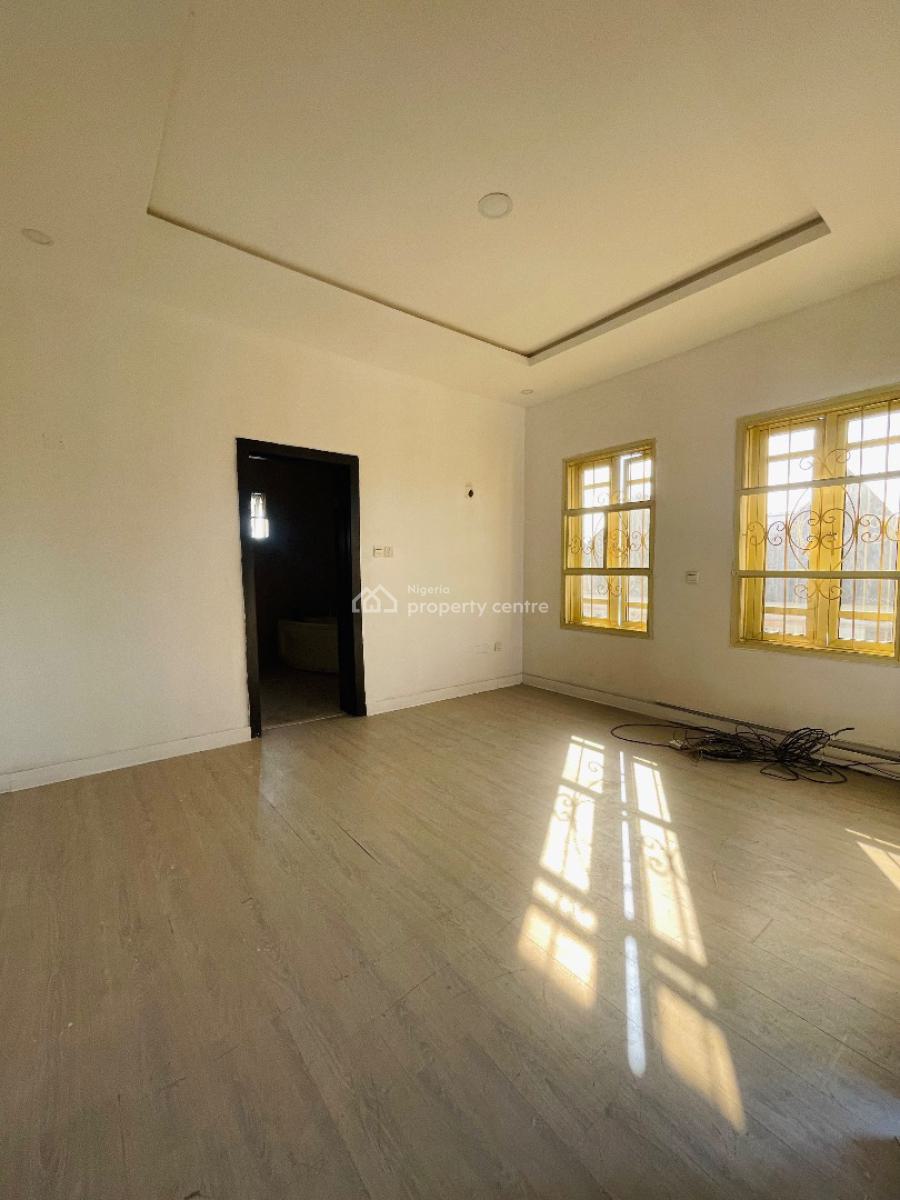 Luxury 4 Bedroom Self Compound Duplex with Bq, Chevron Drive, Lekki, Lagos, Semi-detached Duplex for Rent