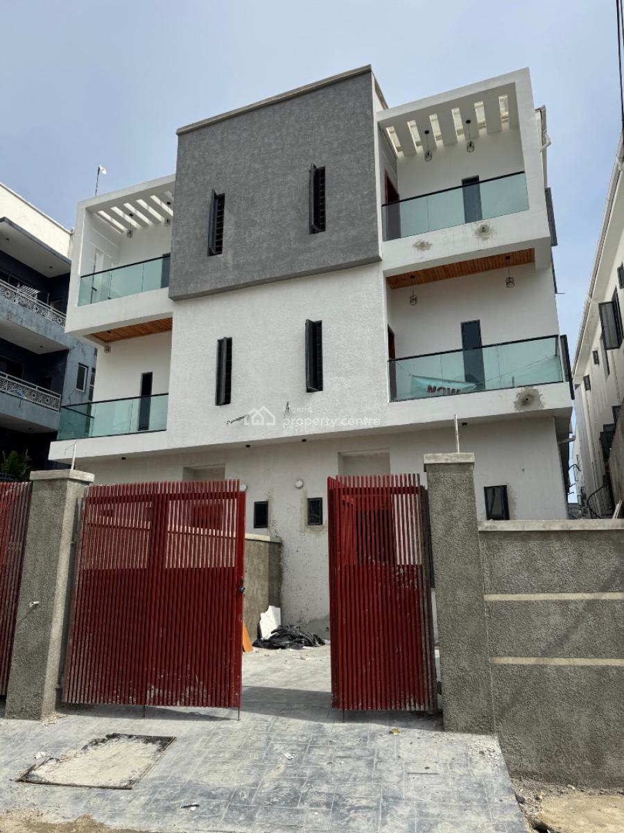 4 Bedroom Semi-detached  Duplex with Bq, Ologolo, Lekki, Lagos, Semi-detached Duplex for Sale