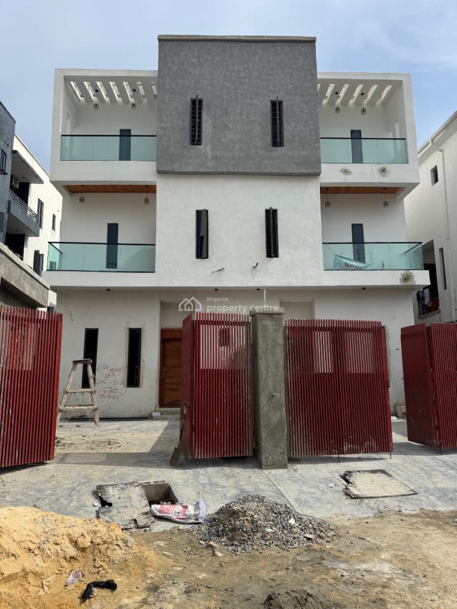 4 Bedroom Semi-detached  Duplex with Bq, Ologolo, Lekki, Lagos, Semi-detached Duplex for Sale