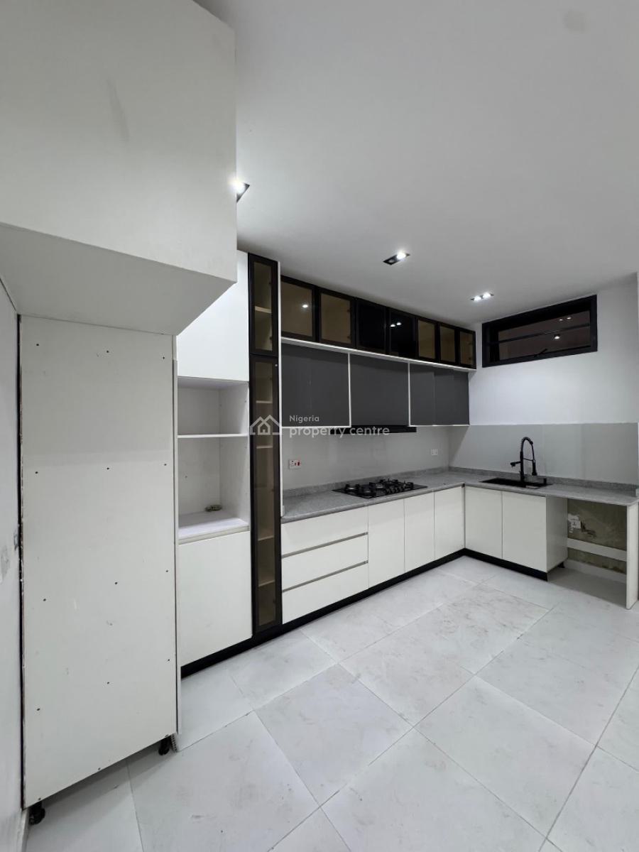 Fully Serviced 2 Bedroom Apartments, Ologolo, Lekki, Lagos, Flat / Apartment for Sale