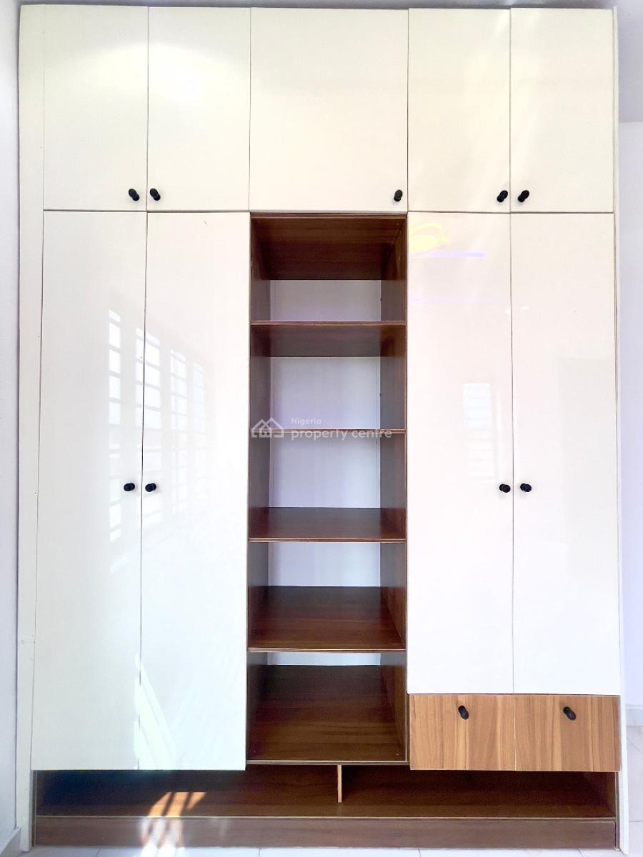 Beautiful 2 Bedroom Apartment, Lekki Lagos, Agungi, Lekki, Lagos, Block of Flats for Sale