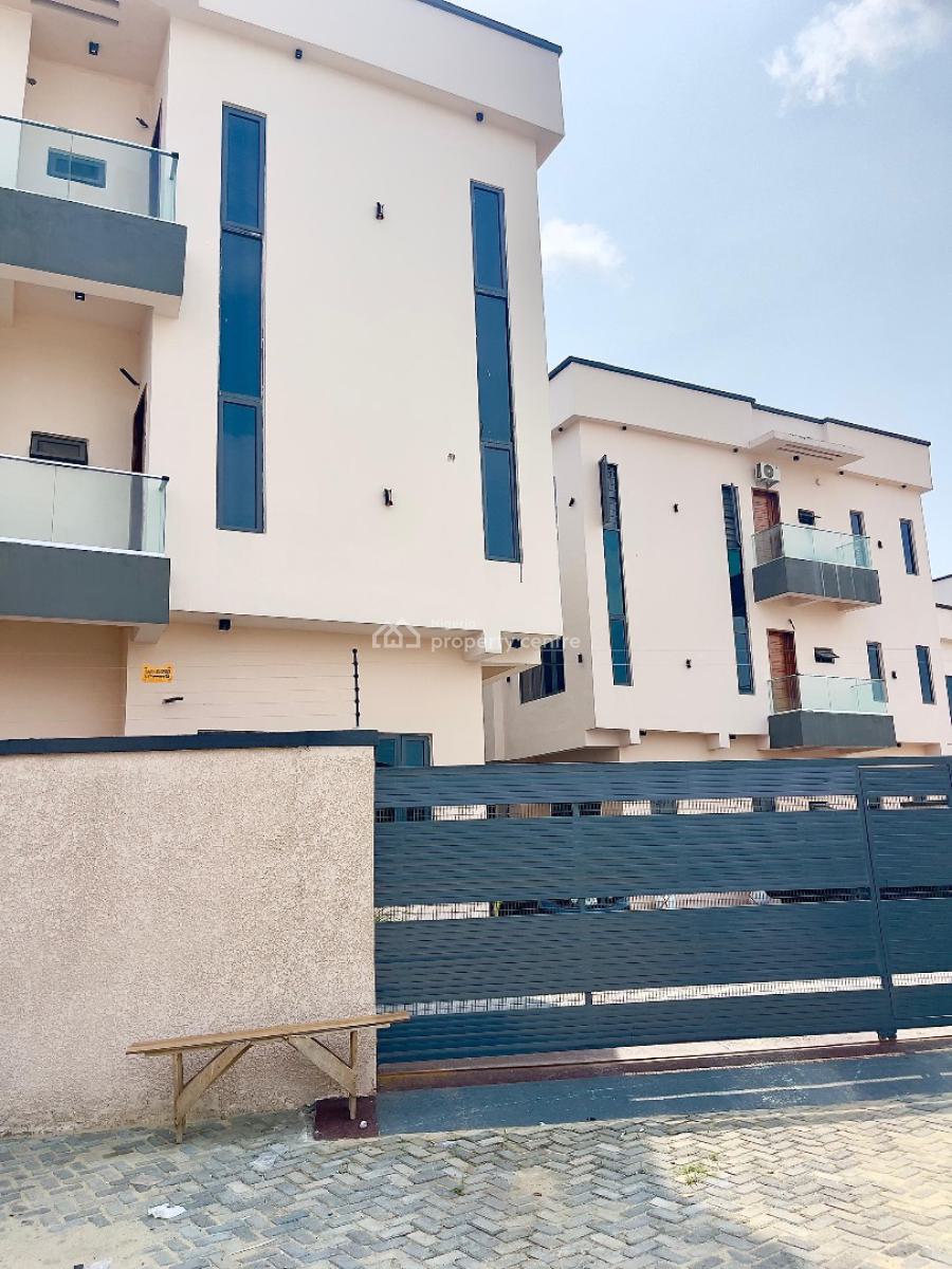 Beautiful 2 Bedroom Apartment, Lekki Lagos, Agungi, Lekki, Lagos, Block of Flats for Sale