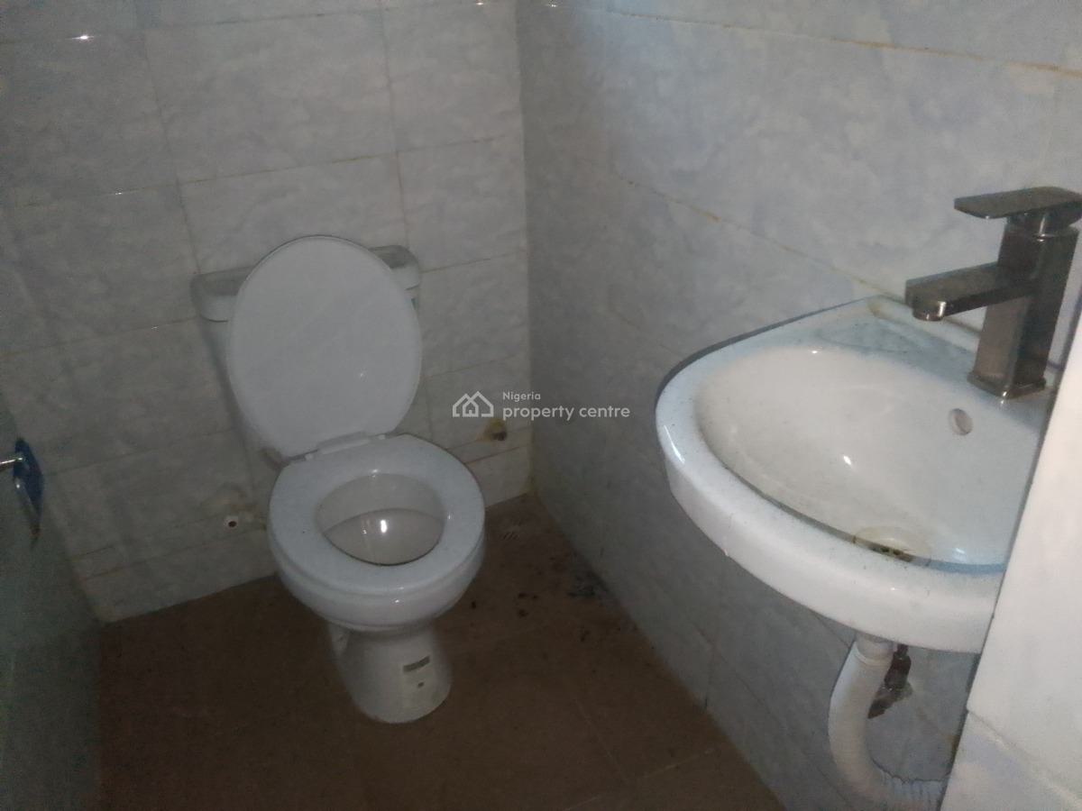 Spacious Luxury 3 Bedroom Flat with Excellent Features, Deeper Life Rd, Ogombo, Ajah, Lagos, Flat / Apartment for Rent