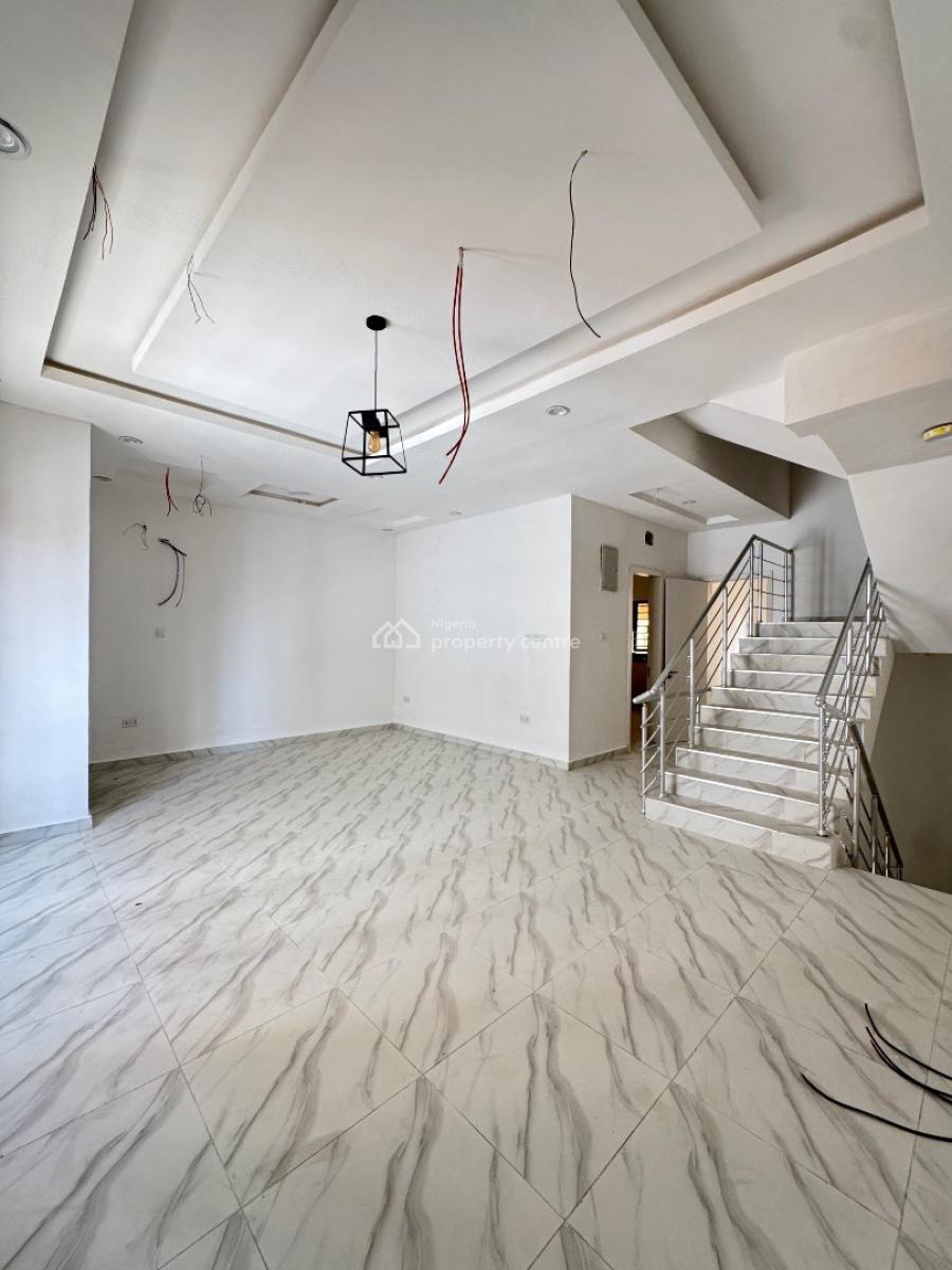 Fully Serviced 4 Bedroom Terrace  Duplex with Bq, Ologolo, Lekki, Lagos, Terraced Duplex for Sale