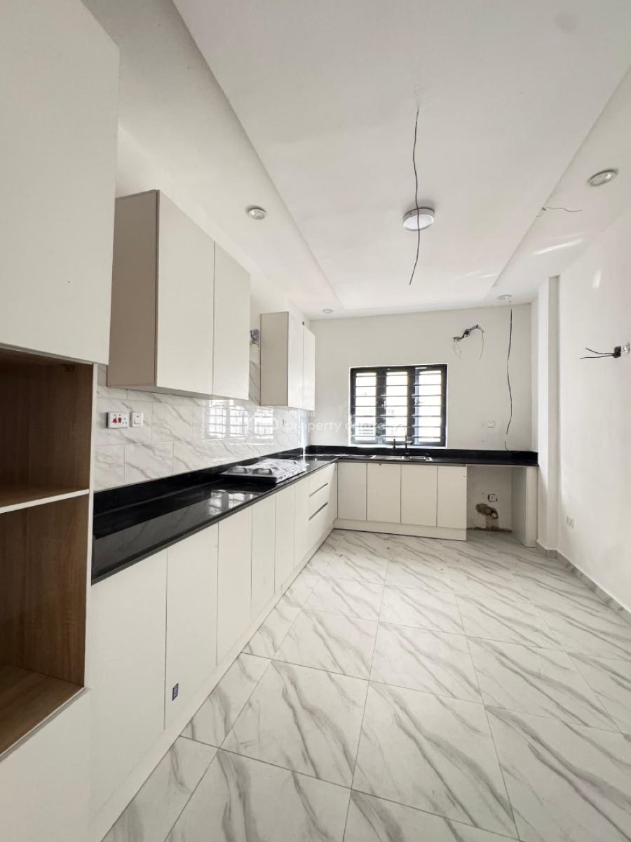 Fully Serviced 4 Bedroom Terrace  Duplex with Bq, Ologolo, Lekki, Lagos, Terraced Duplex for Sale