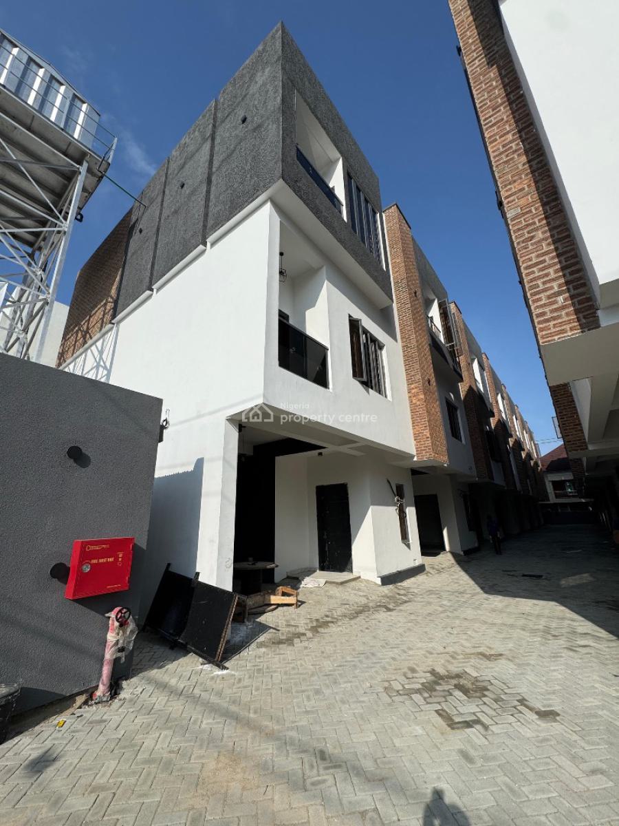 Fully Serviced 4 Bedroom Terrace  Duplex with Bq, Ologolo, Lekki, Lagos, Terraced Duplex for Sale