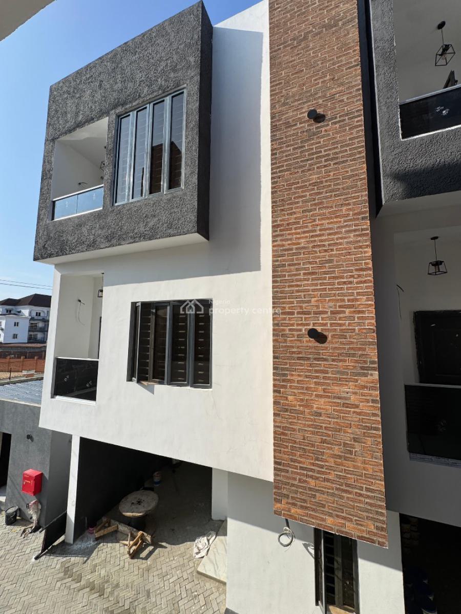 Fully Serviced 4 Bedroom Terrace  Duplex with Bq, Ologolo, Lekki, Lagos, Terraced Duplex for Sale