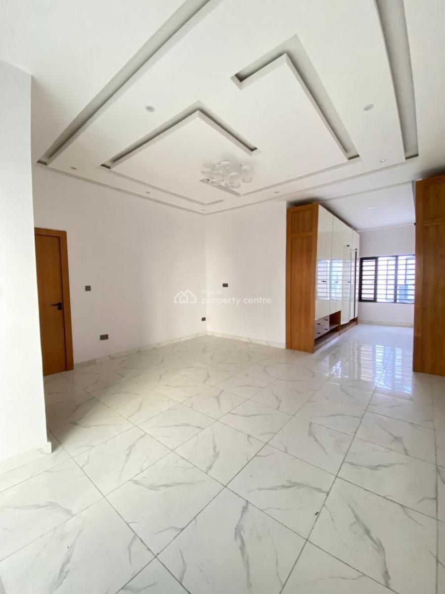 Elegant and Spacious 5 Bedroom Semi-detached Duplex with Bq, Ologolo, Lekki, Lagos, Detached Duplex for Sale