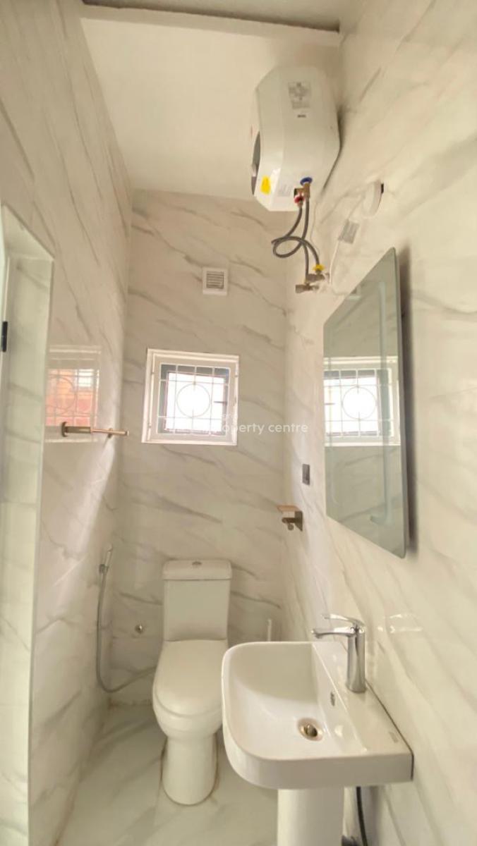 Lifecamp   4bed  Semi-detached  N220million, Life Camp, Abuja, Terraced Duplex for Sale