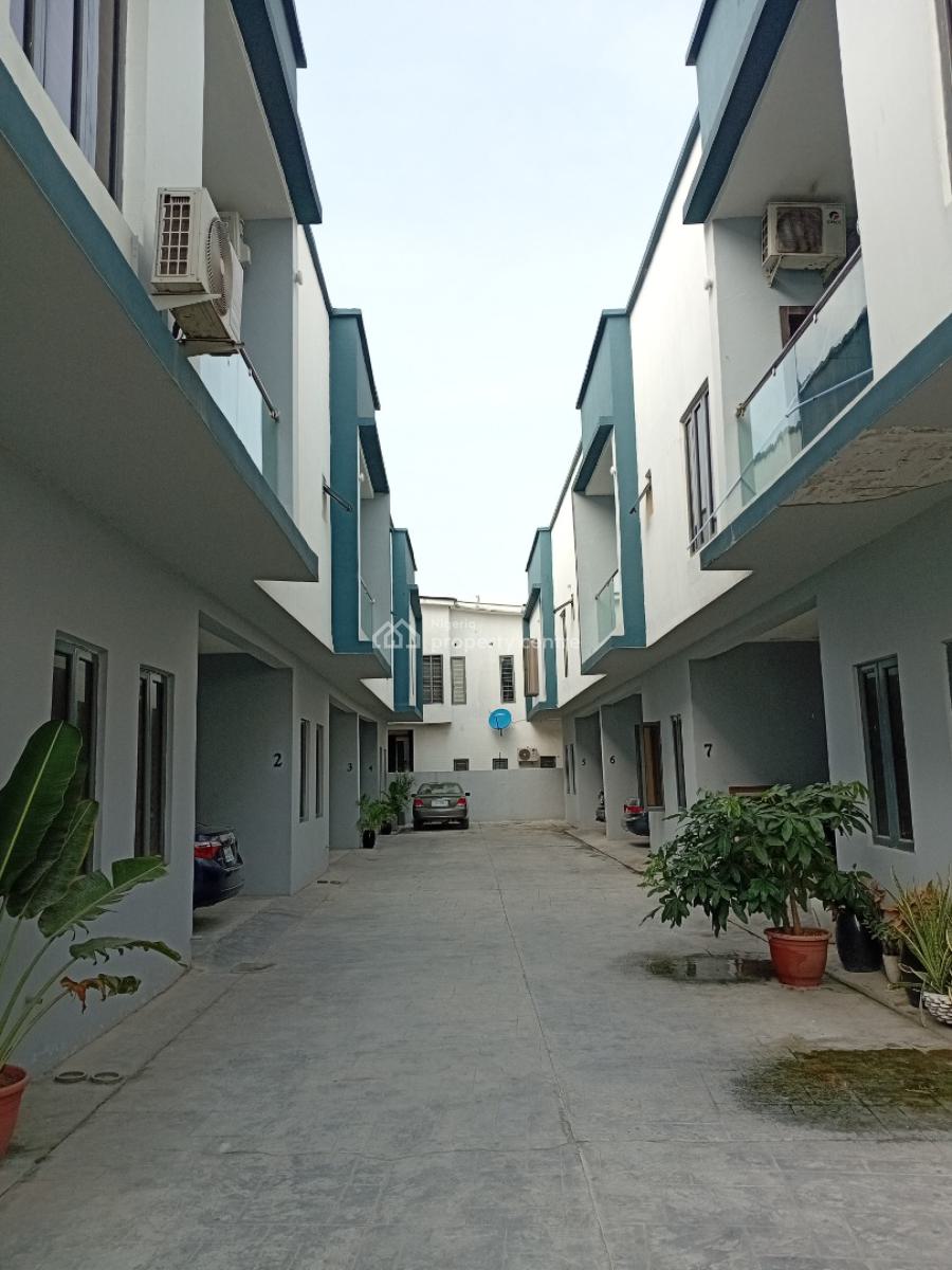 Taste of Freshness in a 4-bedroom Terraced Duplex, Orchid Road, Lekki, Lagos, Terraced Duplex for Rent