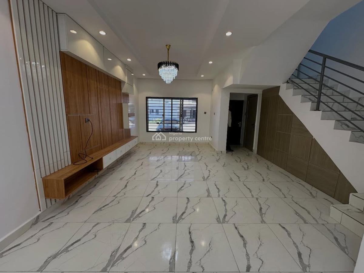 Opulent 4 Bedrooms Terraced Duplex with 2 Living Room and a Bq, Jahi, Abuja, Terraced Duplex for Sale