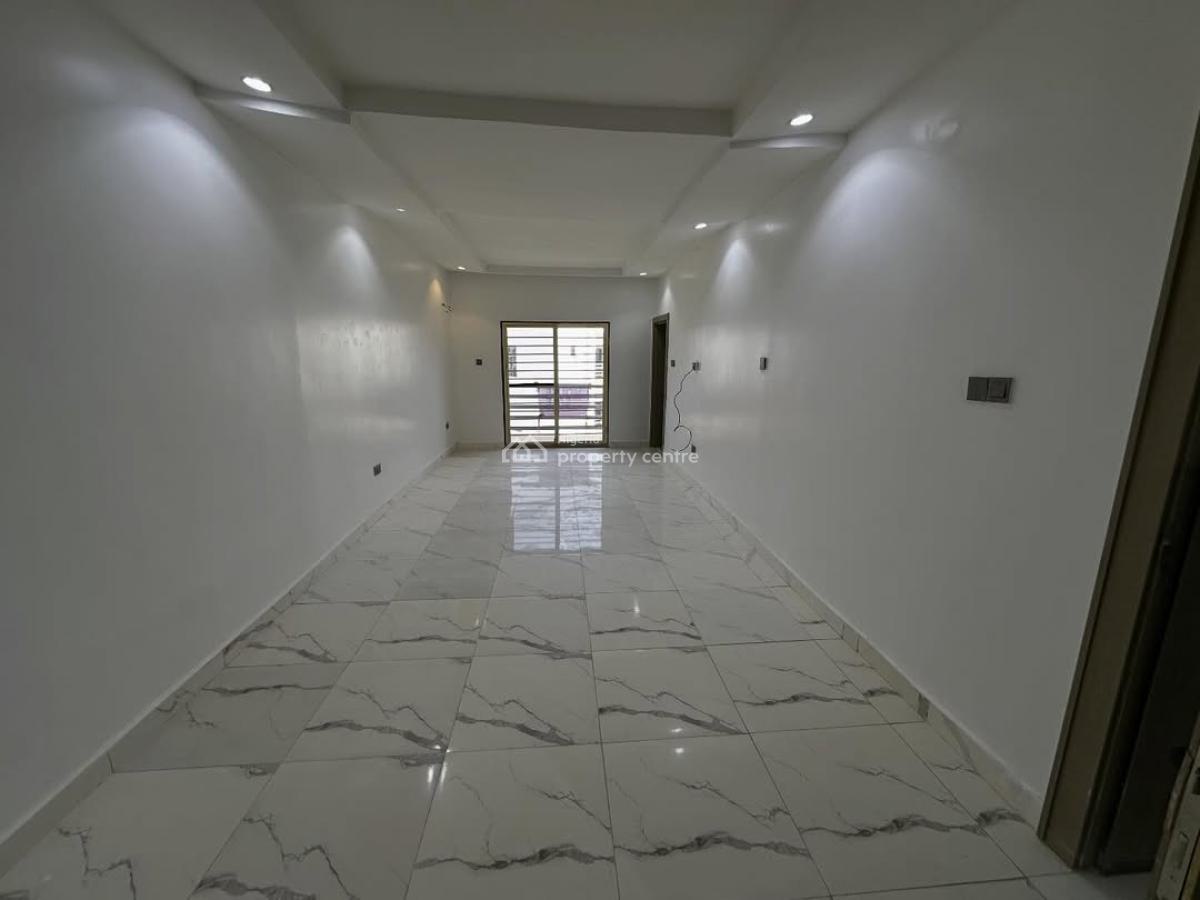 Opulent 4 Bedrooms Terraced Duplex with 2 Living Room and a Bq, Jahi, Abuja, Terraced Duplex for Sale