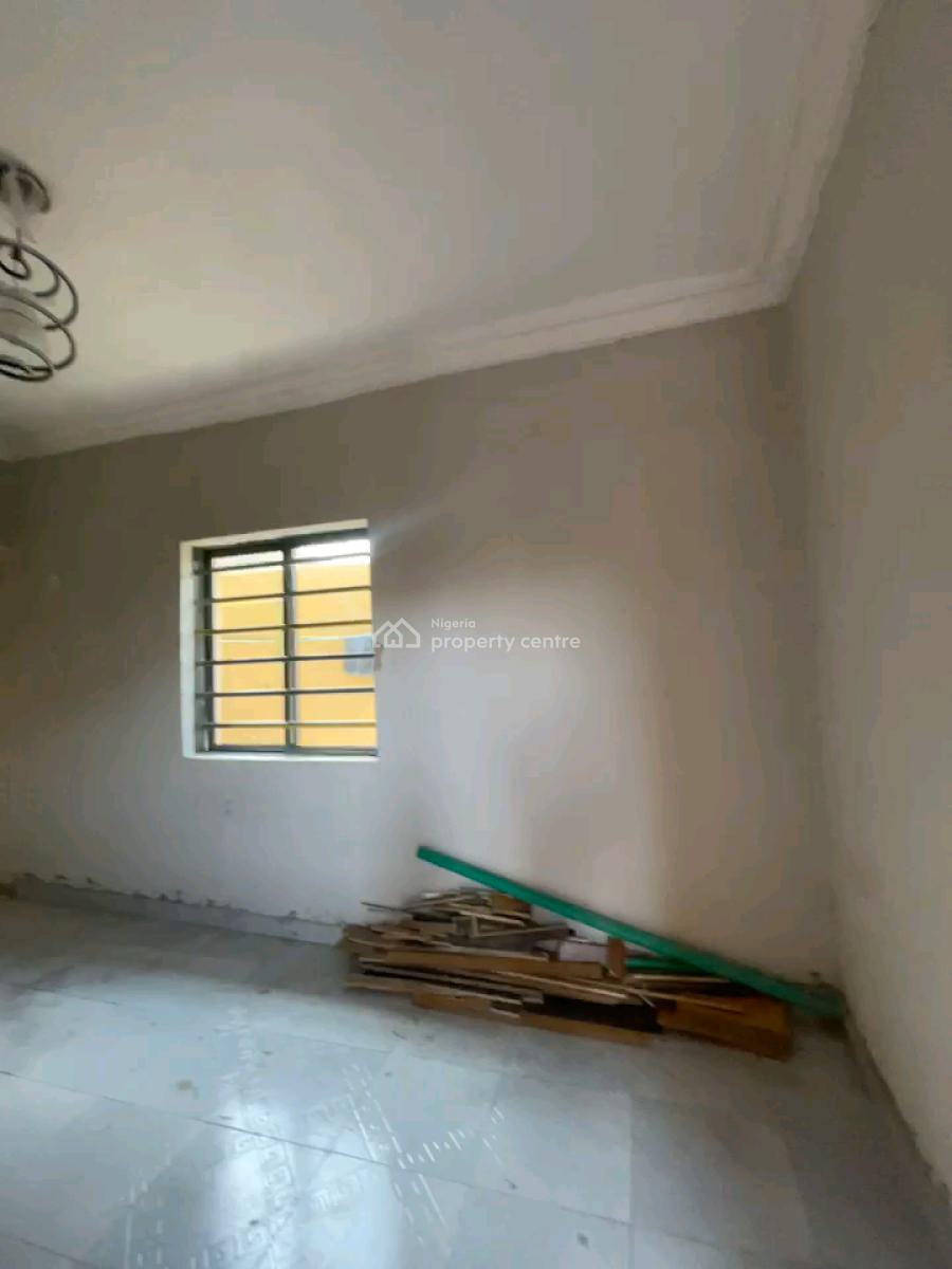 a Studio Apartment, Off Morocco Road, Shomolu, Lagos, Self Contain (single Rooms) for Rent