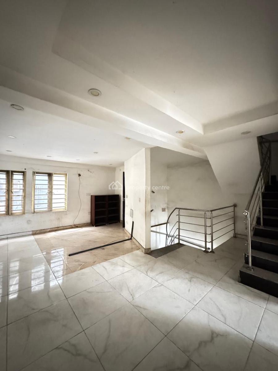 Very Solid 4 Bedrooms Terraced Duplex in a Private Estate, Surulere, Lagos, Terraced Duplex for Sale
