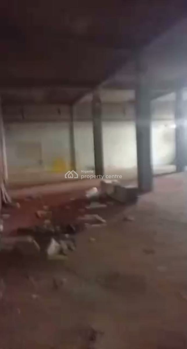 600sqmt Warehouse Space, Pen Cinema, Agege, Lagos, Warehouse for Rent
