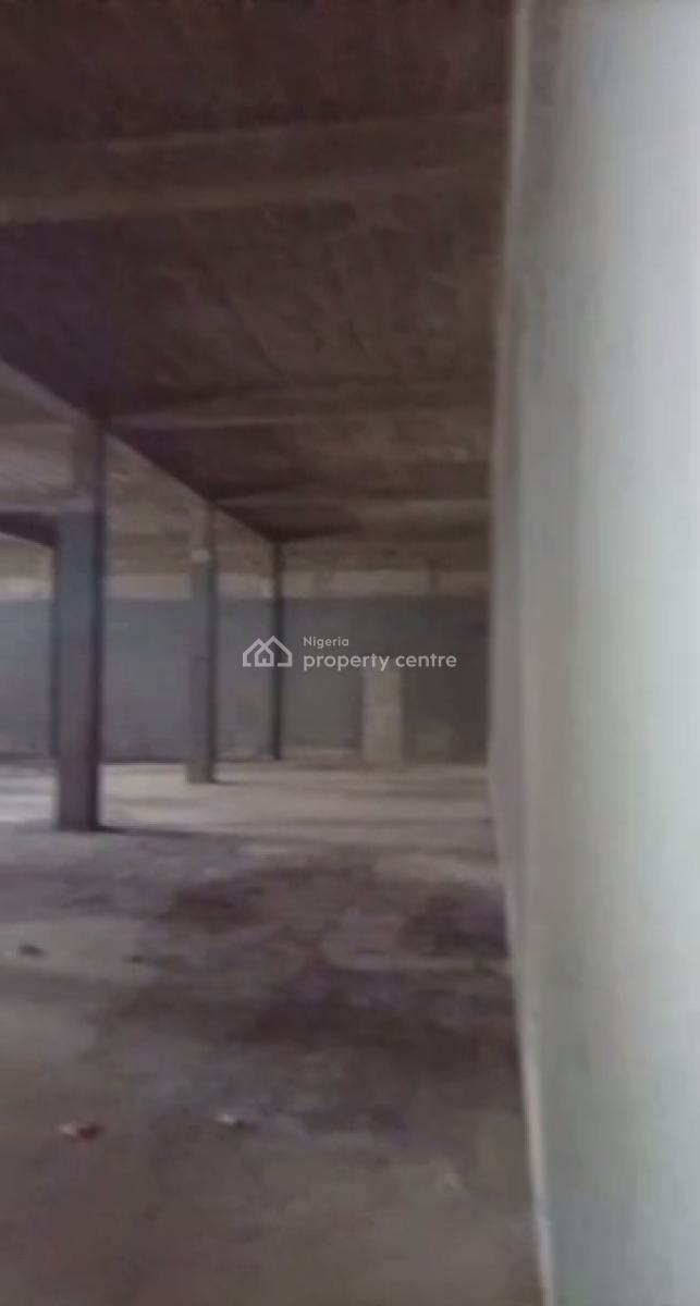 600sqmt Warehouse Space, Pen Cinema, Agege, Lagos, Warehouse for Rent