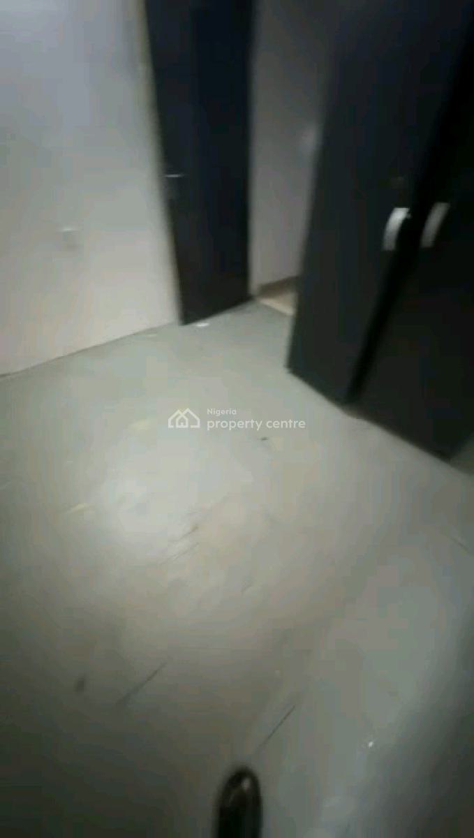 a Very Decent, Standard and Nice Neatly Used, Spacious Mini Flat, Fola Agoro, Yaba, Lagos, Mini Flat (room and Parlour) for Rent