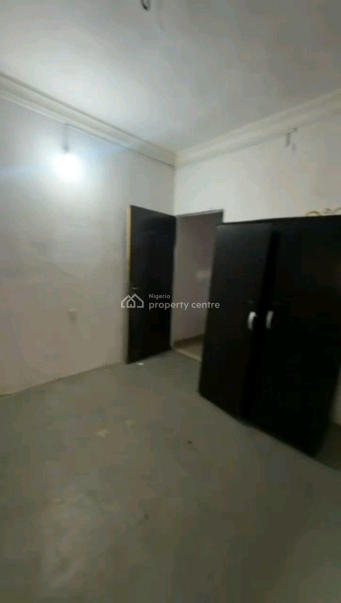 a Very Decent, Standard and Nice Neatly Used, Spacious Mini Flat, Fola Agoro, Yaba, Lagos, Mini Flat (room and Parlour) for Rent