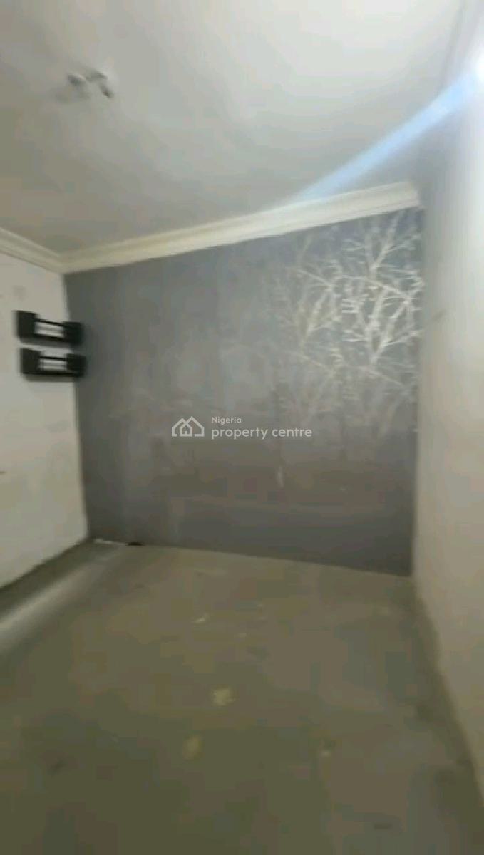 a Very Decent, Standard and Nice Neatly Used, Spacious Miniflat, Fola Agoro, Yaba, Lagos, Mini Flat (room and Parlour) for Rent